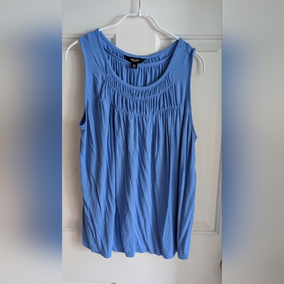 Simply Vera Vera Wang Women's Shirred Neck Neck Tank Top Beatrix Blue Size M EUC - Picture 3 of 10